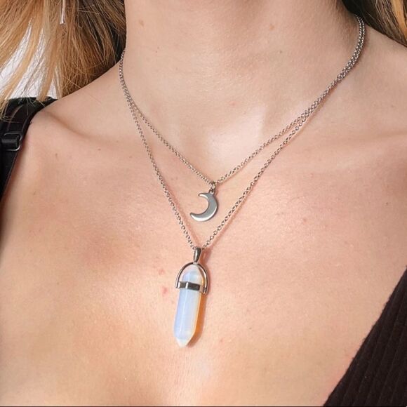 NWT The Crystal Babes Magic Necklace - The Confident (Opalite) - Silver - Picture 1 of 3